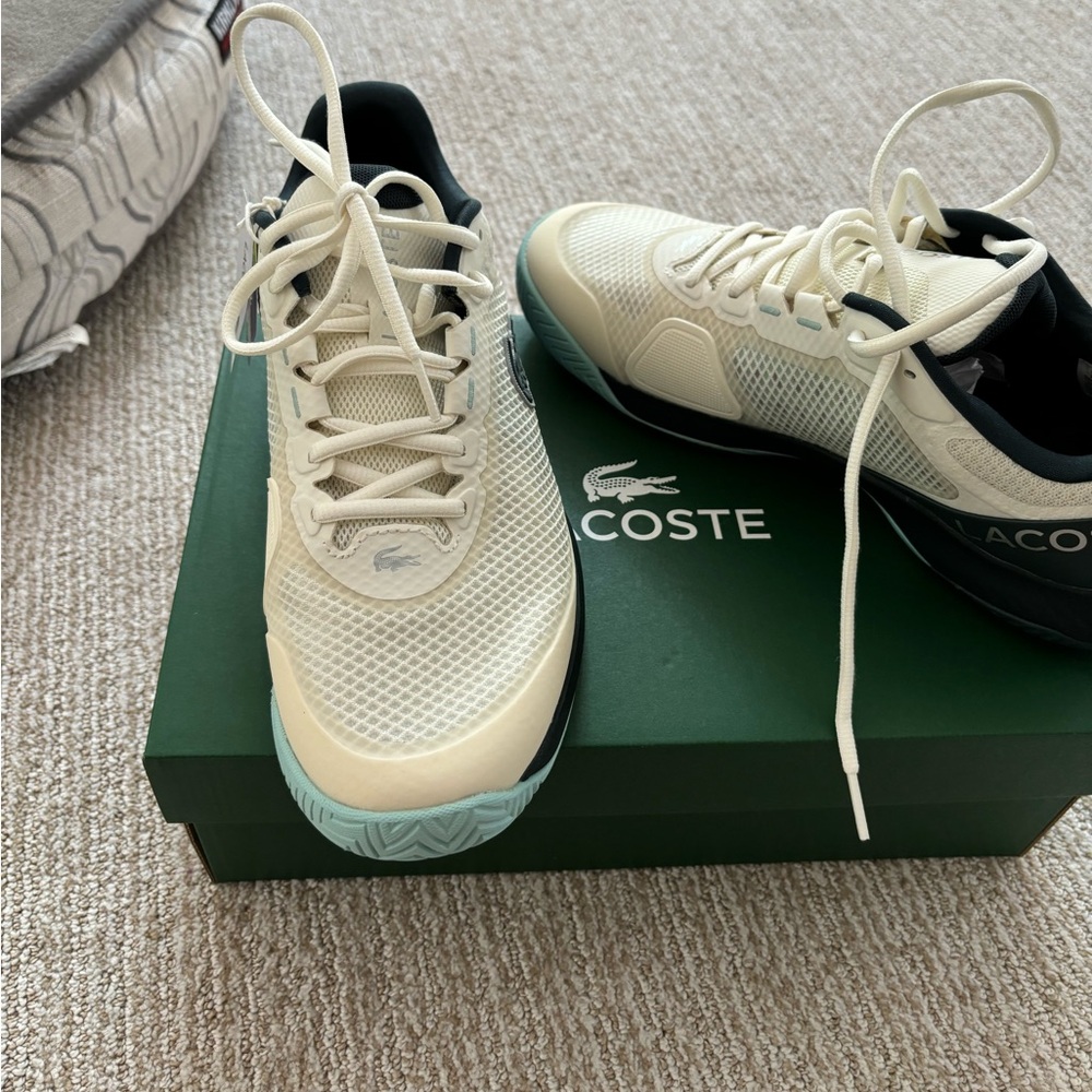 Lacoste Women`s Tech Point Tennis Shoes - Picture 4 of 8